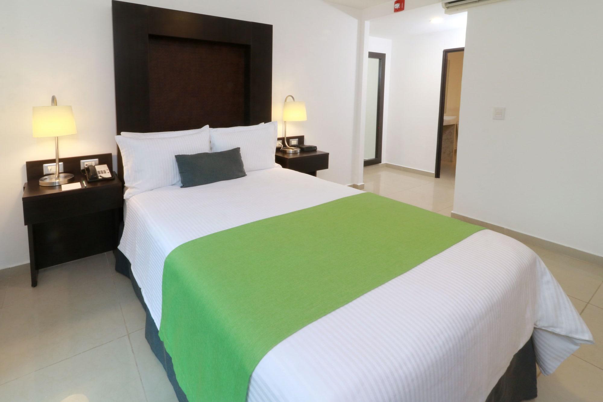 Wyndham Garden Guadalajara Acueducto Hotel Zapopan Exterior foto